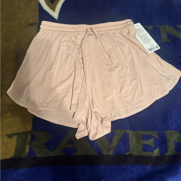 Lululemon Modal High-rise Relaxed Fit lounge Shorts 3.5” - NWT size 8 Color - Picture 1 of 4